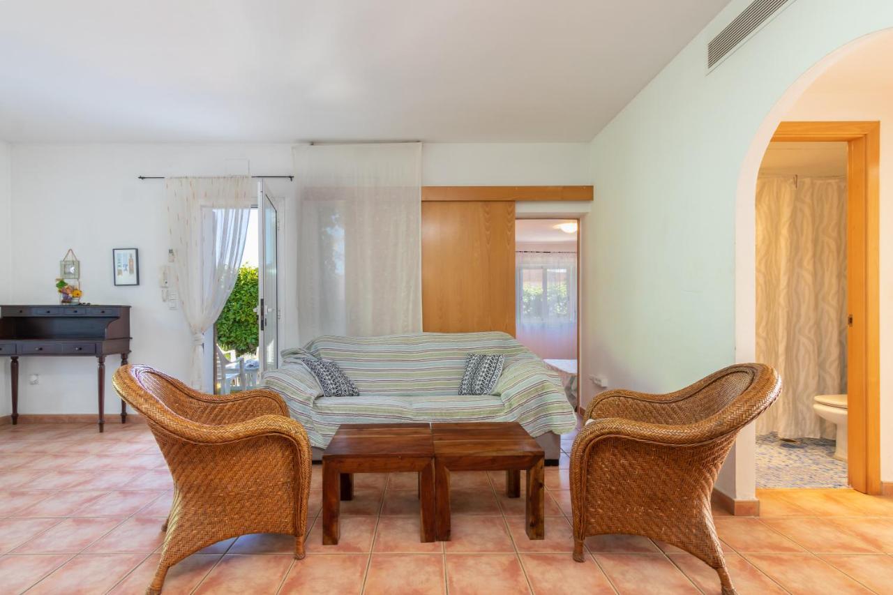 Villa Verde Piscina Pirvada Y Wifi L' Escala エクステリア 写真