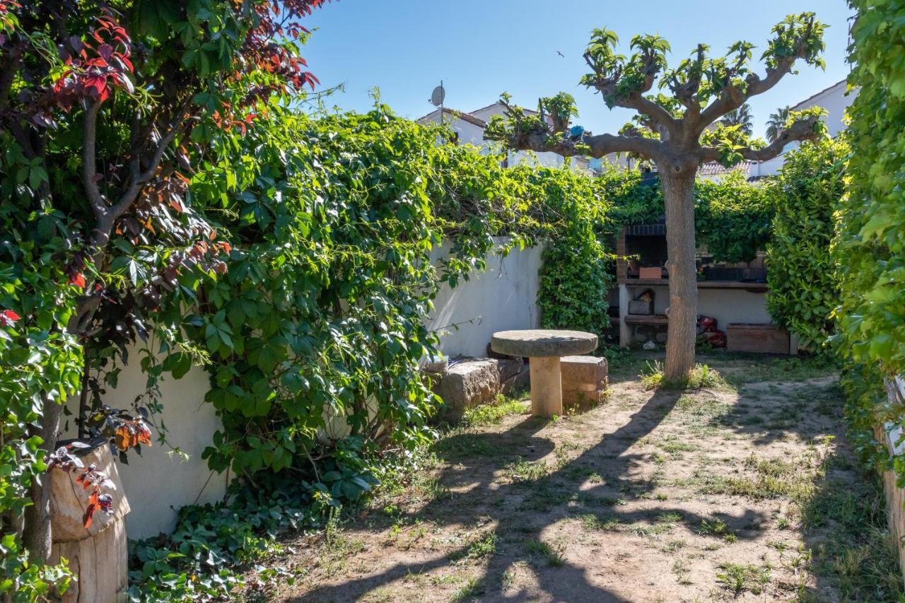 Villa Verde Piscina Pirvada Y Wifi L' Escala エクステリア 写真